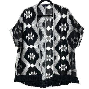 American Eagle Open Cardigan Wrap, Size Medium, Southwestern‎ Aztec Geometric